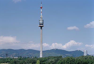 Danube Tower - kleine Darstellung