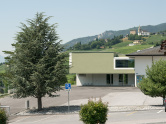 Schulhaus, Kindergarten Miege