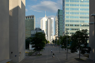 Hochhaus, Wohnpark Neue Donau  - kleine Darstellung