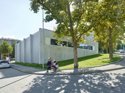 Feuerwehrstation, Einstellhalle - kleine Darstellung