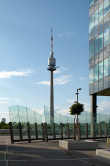 Saturn Tower und Donauturm