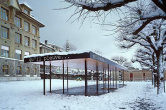 Schutzdach im Schulhof Collège d