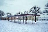 Schutzdach im Schulhof Collège d