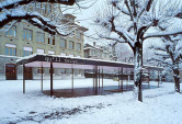 Schutzdach im Schulhof Collège d