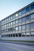 Universität-Physikinstitut
