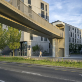 Fussgänger-Fahrradbrücke über di
