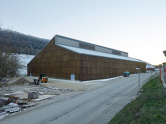 Eislaufhalle Clientiis Arena, Um