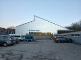 Eislaufhalle Clientiis Arena, Um