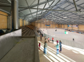 Eislaufhalle Clientiis Arena, Um