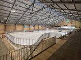 Eislaufhalle Clientiis Arena, Um