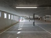 Garage Facchinetti und Studenten