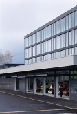 Gebäude der Feuerwehr und Polize