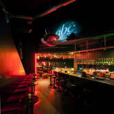 ABC Club, Bar